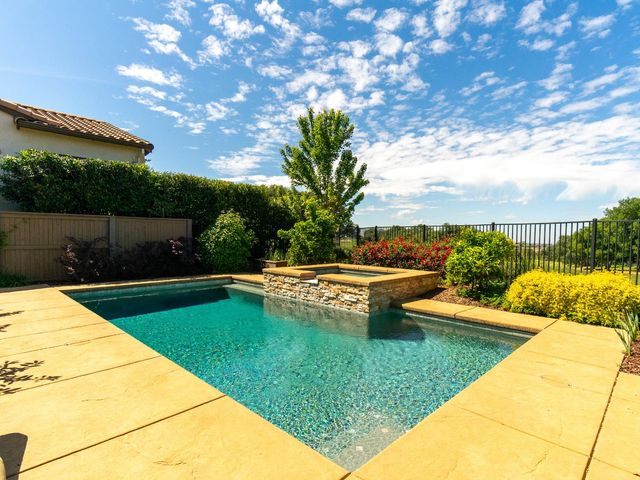 1038 Hogarth Way, El Dorado Hills, CA 95762