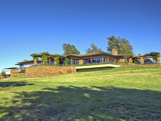 1038 Hogarth Way, El Dorado Hills, CA 95762