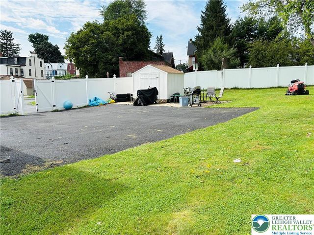 942 South Front Street, Allentown City, PA 18103