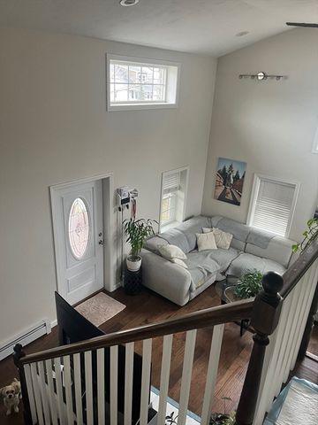 41 Jean St, Acushnet, MA 02743