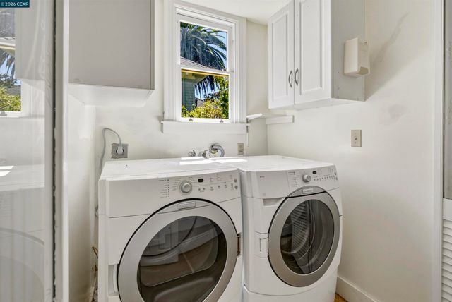 133 Pinole St, Hercules, CA 94547