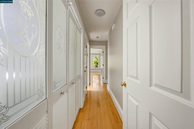 133 Pinole St, Hercules, CA 94547