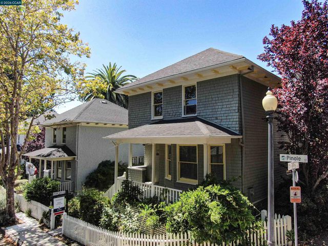 133 Pinole St, Hercules, CA 94547