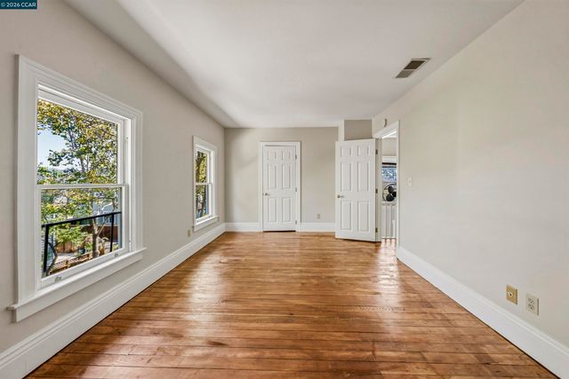 133 Pinole St, Hercules, CA 94547