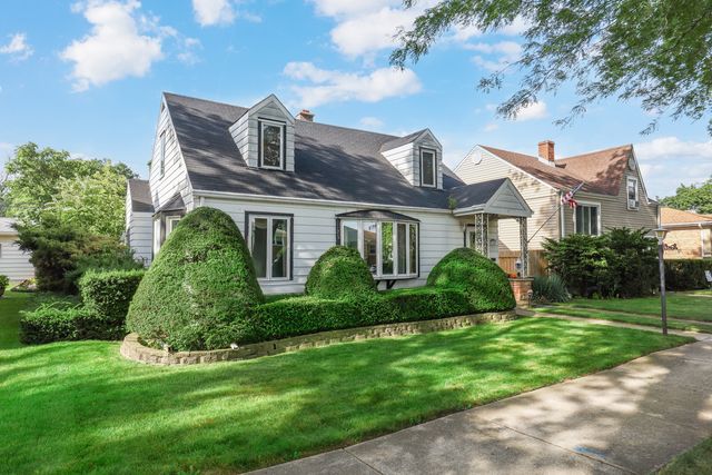 7120 W Berwyn Avenue, Chicago, IL 60656