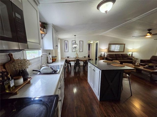 4855 Peachtree Drive, Buford, GA 30518