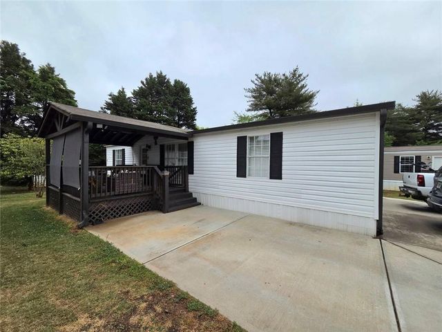 4855 Peachtree Drive, Buford, GA 30518