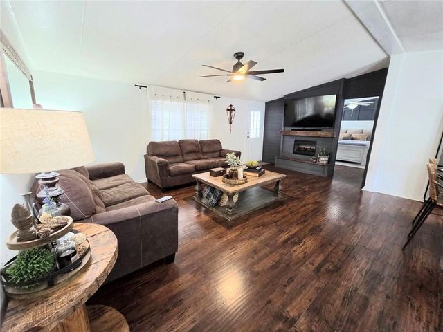 4855 Peachtree Drive, Buford, GA 30518