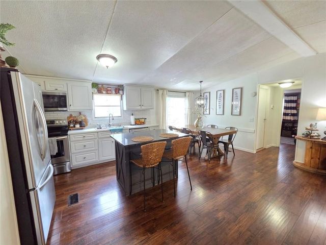 4855 Peachtree Drive, Buford, GA 30518