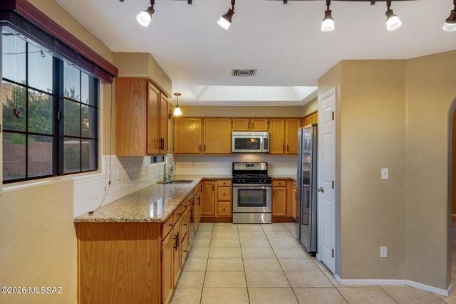 711 W Annandale Way, Tucson, AZ 85737