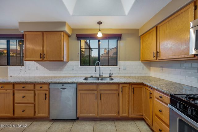 711 W Annandale Way, Tucson, AZ 85737