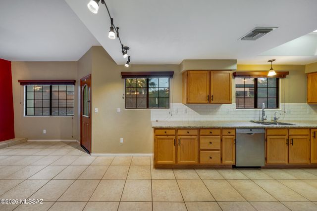 711 W Annandale Way, Tucson, AZ 85737