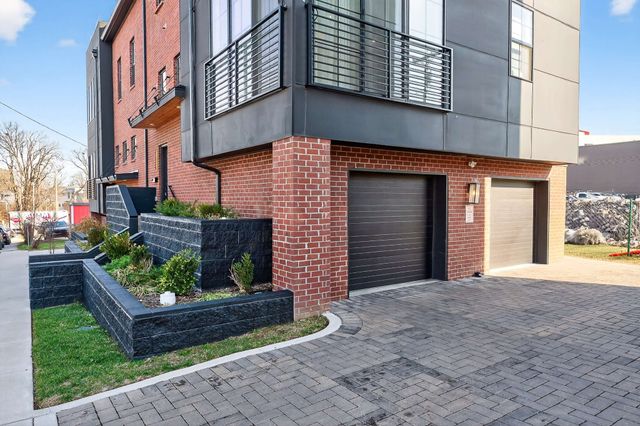 1218 Pillow Street, Nashville, TN 37203