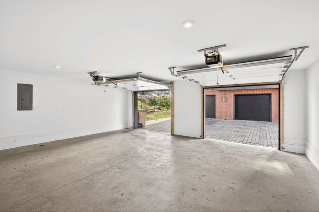 1218 Pillow Street, Nashville, TN 37203