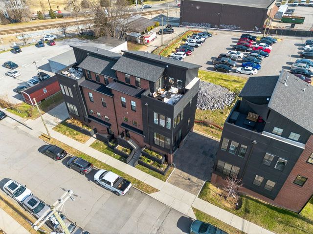 1218 Pillow Street, Nashville, TN 37203
