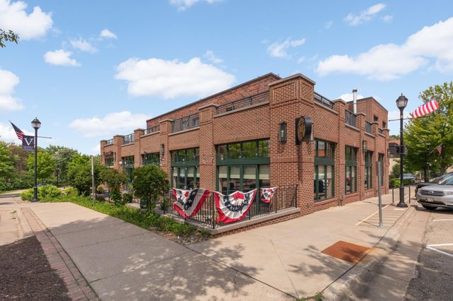 8115 Victoria Drive, Victoria, MN 55386