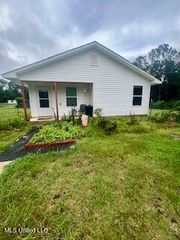 152 Bexley Road, Lucedale, MS 39452
