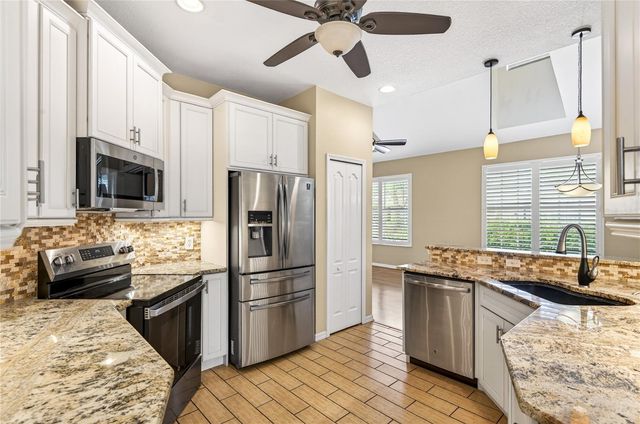 10801 SPRING MOUNTAIN PLACE, Tampa, FL 33626