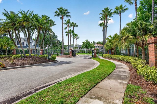10801 SPRING MOUNTAIN PLACE, Tampa, FL 33626