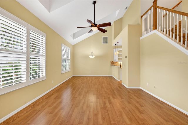 10801 SPRING MOUNTAIN PLACE, Tampa, FL 33626