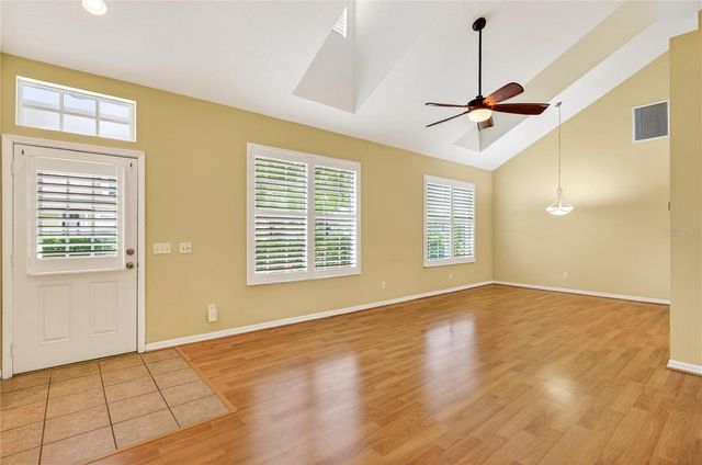10801 SPRING MOUNTAIN PLACE, Tampa, FL 33626
