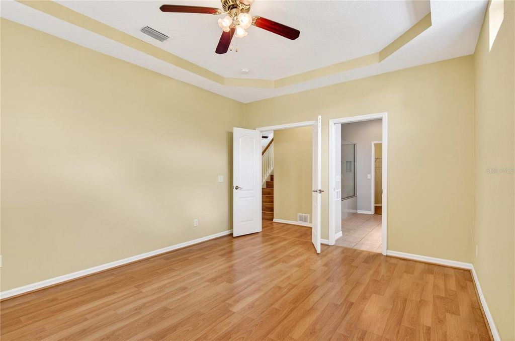 Image 33 of property listing at 10801 SPRING MOUNTAIN PLACE, Tampa, FL 33626