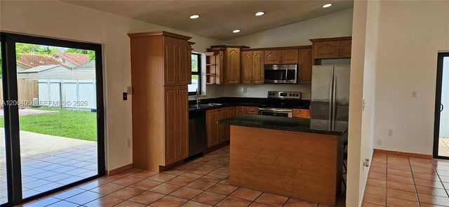 14765 SW 82nd St, Miami, FL 33193