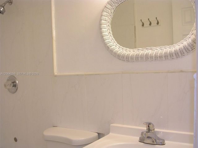 14765 SW 82nd St, Miami, FL 33193