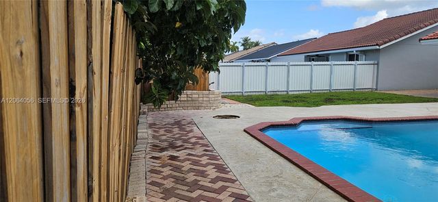 14765 SW 82nd St, Miami, FL 33193