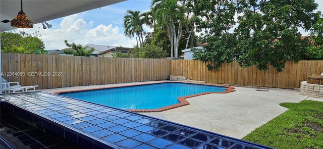 14765 SW 82nd St, Miami, FL 33193
