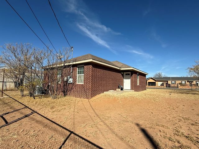 1228 Honeysuckle, Odessa, TX 79761