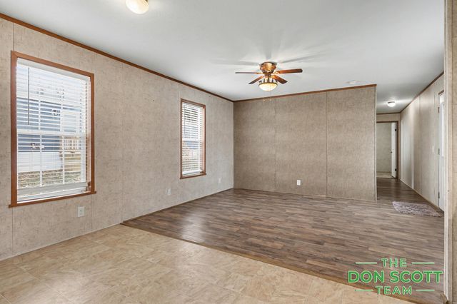 6913 Sandwood Street NE, Rockford, MI 49341