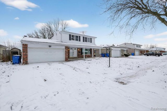 30310 Valenti Drive, Warren, MI 48088