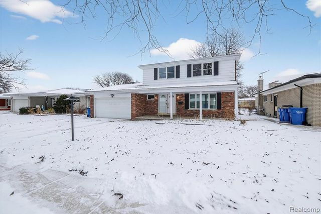 30310 Valenti Drive, Warren, MI 48088