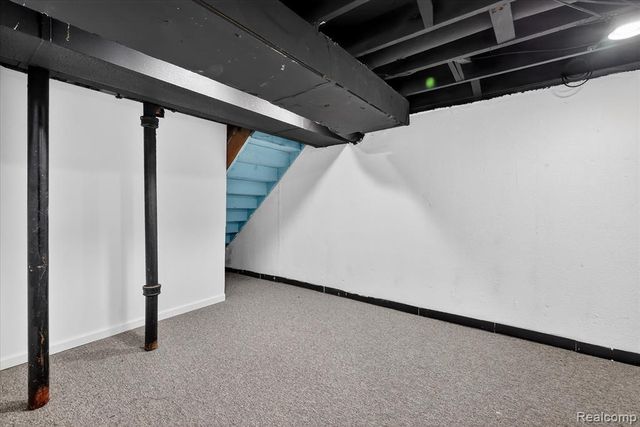 30310 Valenti Drive, Warren, MI 48088