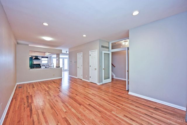 940 Weninger Circle, Cincinnati, OH 45203