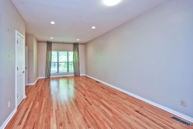 940 Weninger Circle, Cincinnati, OH 45203
