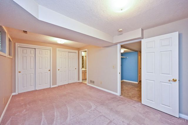 940 Weninger Circle, Cincinnati, OH 45203