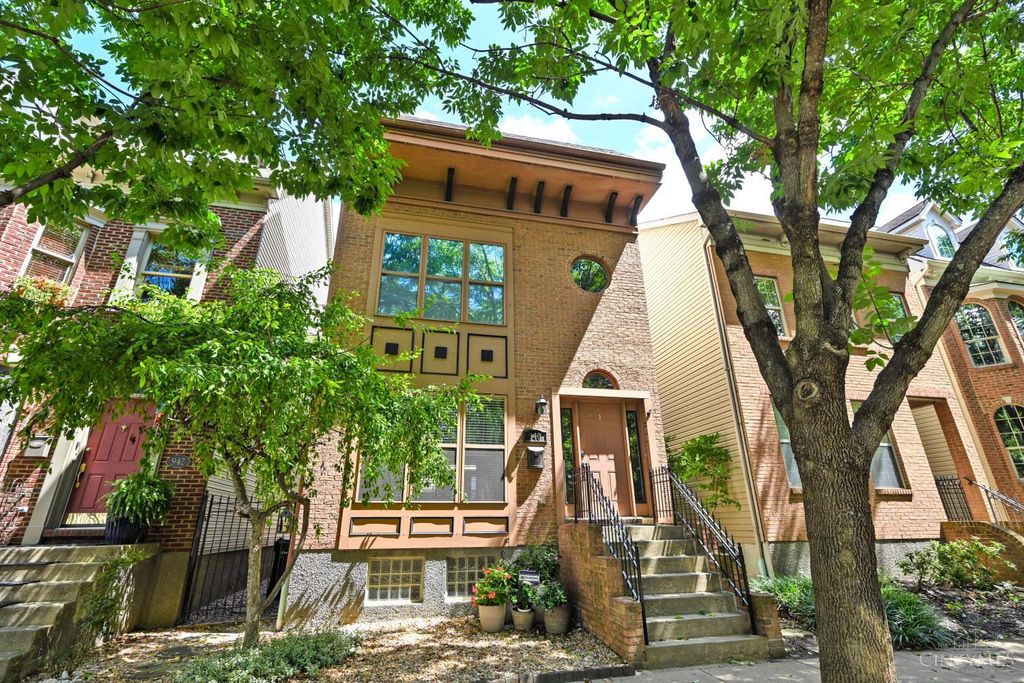 940 Weninger Circle, Cincinnati, OH 45203