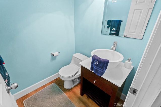 706 Oceanhill, Huntington Beach, CA 92648