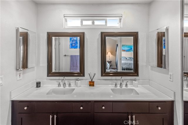 706 Oceanhill, Huntington Beach, CA 92648