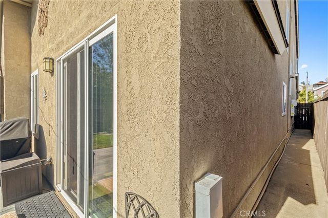 706 Oceanhill, Huntington Beach, CA 92648