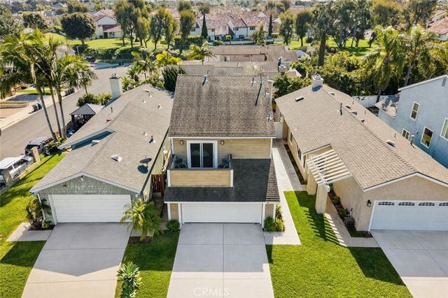 706 Oceanhill, Huntington Beach, CA 92648
