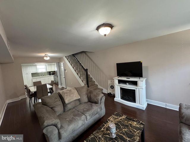 137 SIGEL ST, Philadelphia, PA 19148