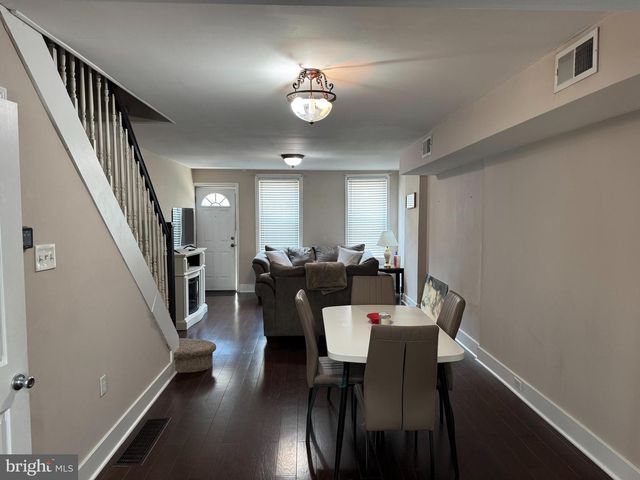 137 SIGEL ST, Philadelphia, PA 19148