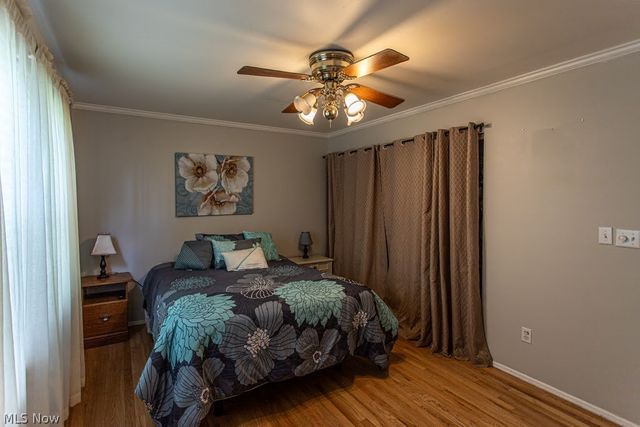 8523 Sleepy Hollow Drive NE, Warren, OH 44484