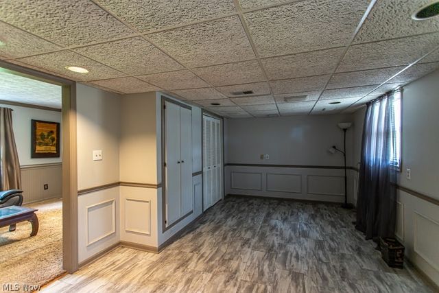 8523 Sleepy Hollow Drive NE, Warren, OH 44484