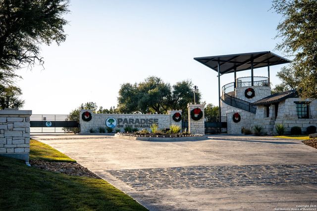 911 Enchanted, Canyon Lake, TX 78133