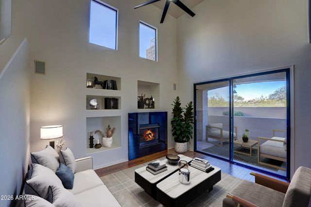 19550 N GRAYHAWK Drive 1017, Scottsdale, AZ 85255