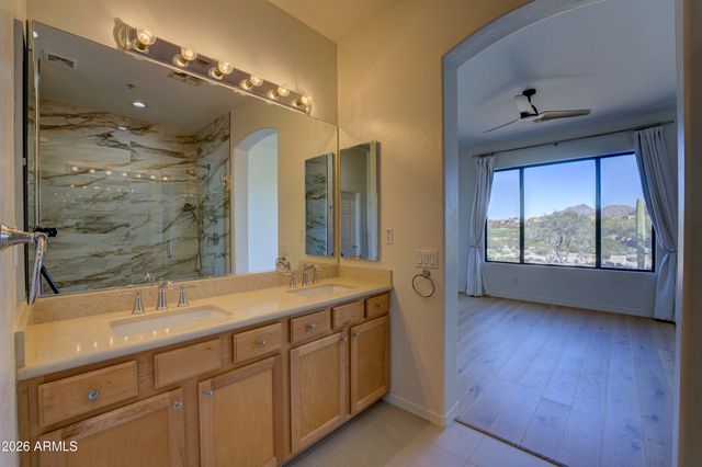 19550 N GRAYHAWK Drive 1017, Scottsdale, AZ 85255